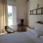 Trullo Antico منزل ريفي أوستوني