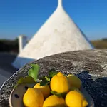 Trullo Antico منزل ريفي أوستوني