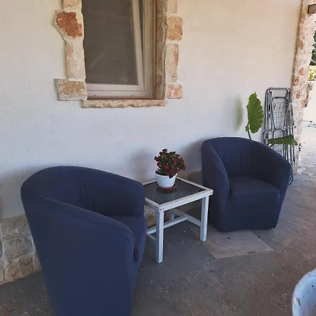 Trullo Antico أوستوني